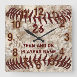 Horloge Carrée Équipe, Player's NAME, NUMBER Dirty Baseball Clock