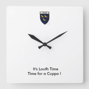 Horloge Carrée Étaient à l'heure de la bouche pour un Cuppa.