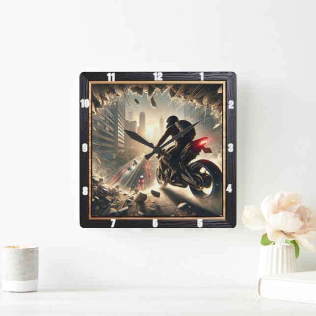 Horloge Carrée Évacuation Dramatique De Motos À Travers Les Débri (Maison)