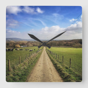 Horloge Carrée Farms   English Countryside Dirt Road