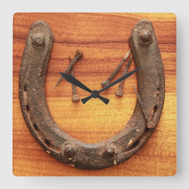 Horloge Carrée Fer à cheval chanceux avec des clous (Recto)