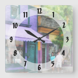 Horloge Carrée Flâner sur Thames Street Newport RI