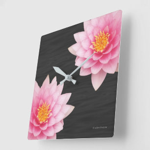 Horloge Carrée Fleurs de lotus roses flottantes élégantes