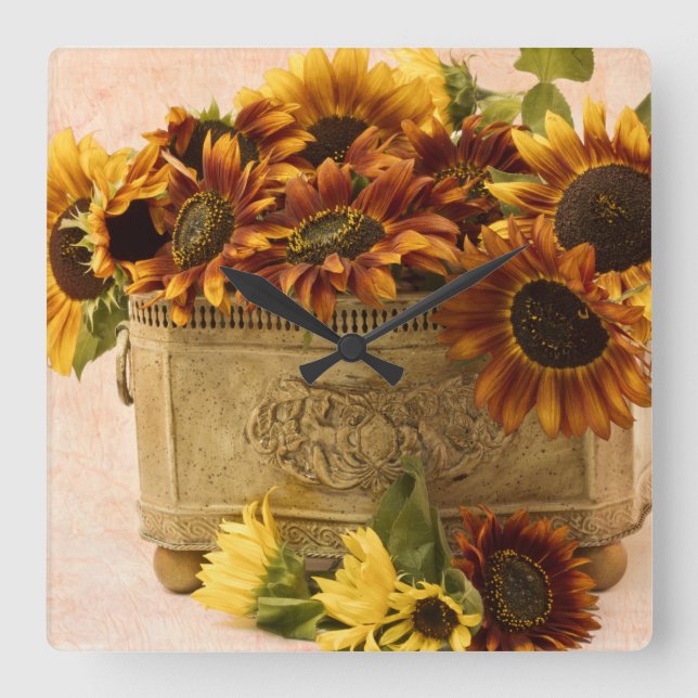 Horloge Carrée Fleurs De Soleil Orange Dans Panier En Tin (Recto)