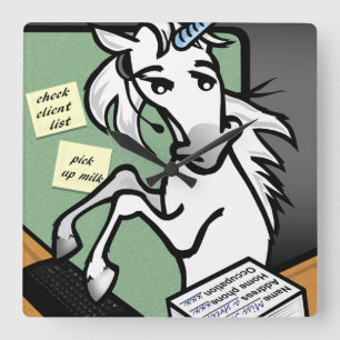 HORLOGE CARRÉE FUNNY CLERICAL UNICORN SQUARE