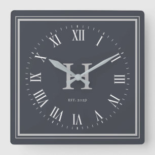 Horloge Carrée Gris à Ancre de monogramme minimal  Argent