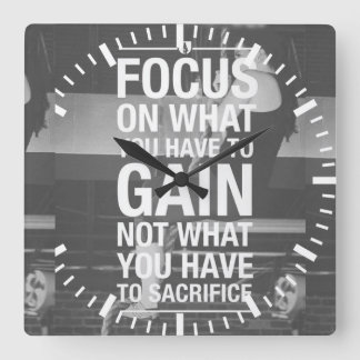 Horloge Carrée Gym pour la motivation