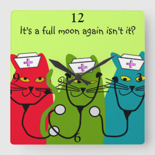 Horloge Carrée Infirmières "Pleine lune " de chat d'horloge