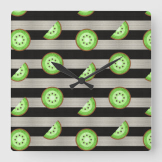 Horloge Carrée Kiwi Moderne Bandes Noires et Blanches