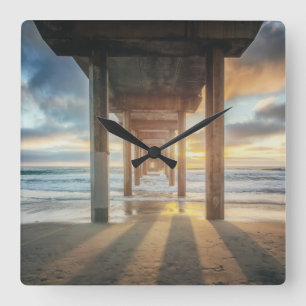Horloge Carrée La Jolla, le pilier de Scripps au coucher du