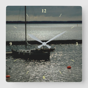 Horloge Carrée Lever de soleil sur Helsinki