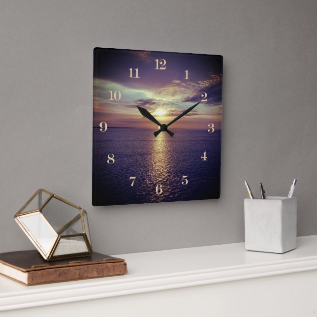 Horloge Carrée Lever De Soleil Sur Une Belle Vue Océanique (Bureau)
