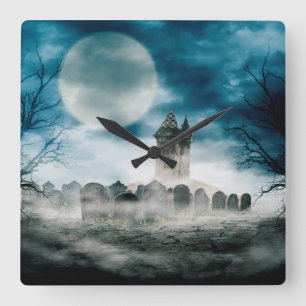 Horloge Carrée Maison hantée sur un cimetière. Scène d'Hallowe