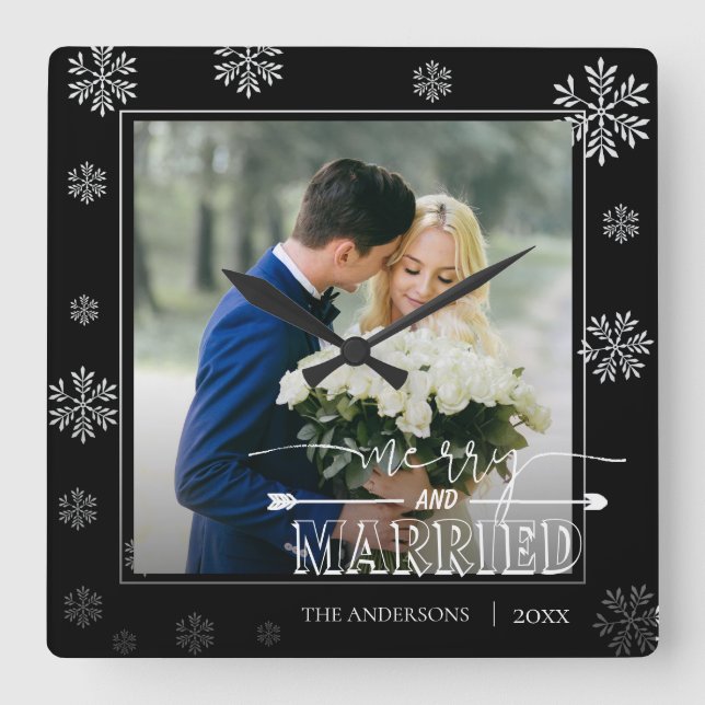 Horloge Carrée Merry And Married Typografy First Christmas (Recto)