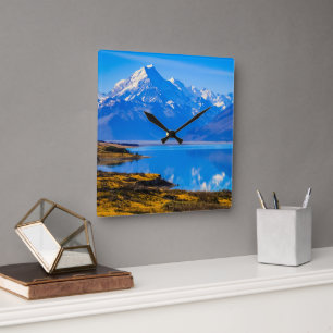 Horloge Carrée Mont Cook surplombant le lac Pukaki, NZ
