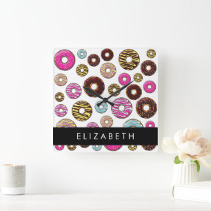 Horloge Carrée Motif De Donuts, De Donuts Colorés, Votre Nom