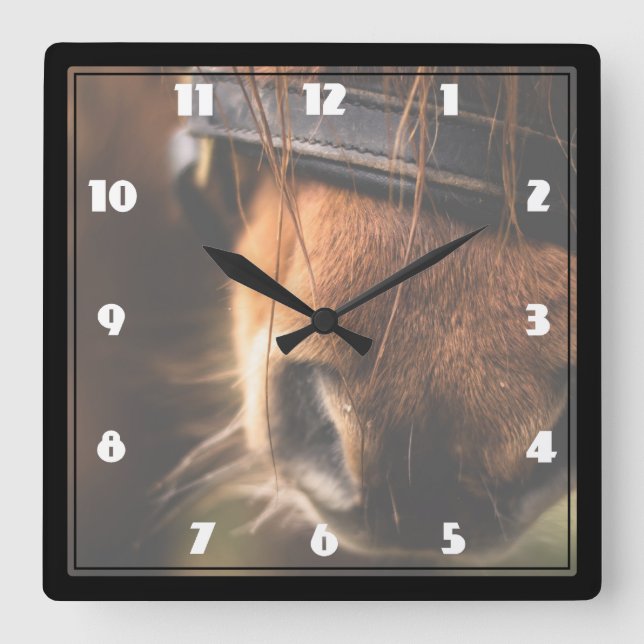 Horloge Carrée Nose Cute Brown (Recto)