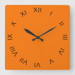 Horloge Carrée Numéros Romains Noirs sur Orange wccn