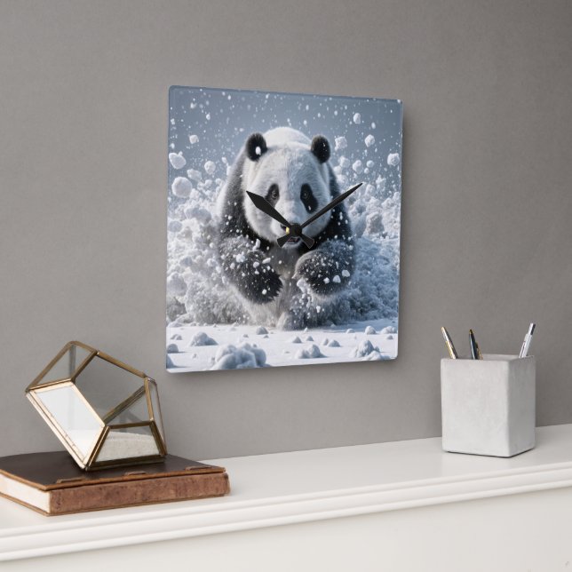 Horloge Carrée Ours De Panda Courir Dans La Neige (Bureau)