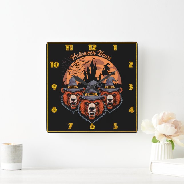 Horloge Carrée Ours d'Halloween avec sorcière et château (Maison)