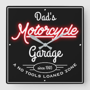 Horloge Carrée Papa's Motorcycle Garage Red Faux Black 
