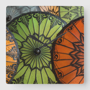 Horloge Carrée parasols en vente, bagan, myanmar