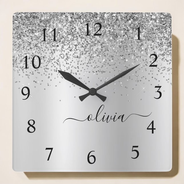 Horloge Carrée Parties scintillant d'argent Glam Nom du monogramm (Créateur téléchargé)