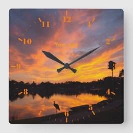 Horloge Carrée Personnaliser la silhouette de grue Sandhill au co
