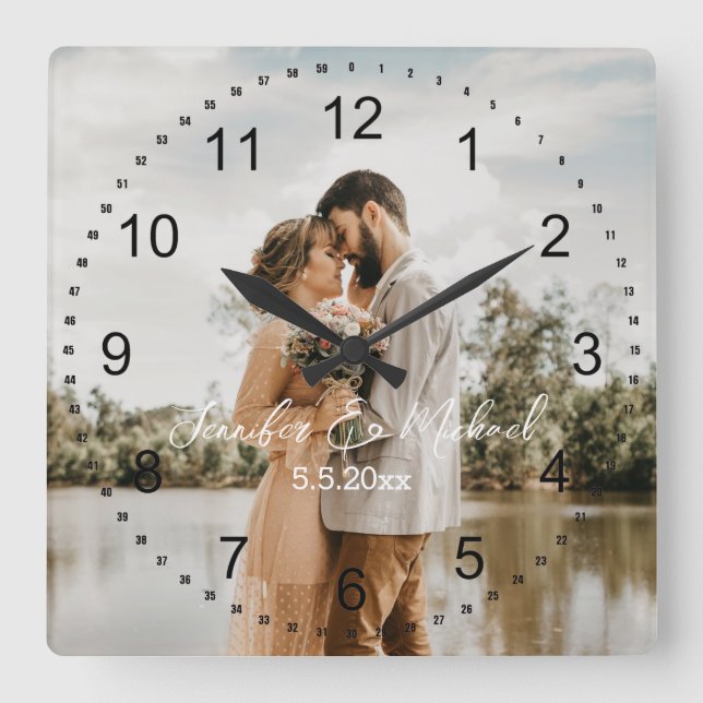 Horloge Carrée photo de mariage élégant avec chiffres noirs (Recto)