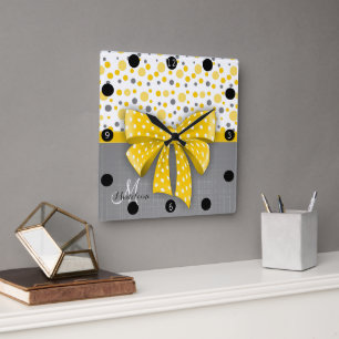 Horloge Carrée Pois gris et jaunes, ruban jaune soleil
