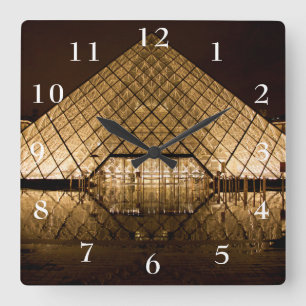 Horloge Carrée Pyramides de Louvre