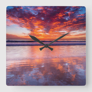 Horloge Carrée Red sunset over the sea, Californie