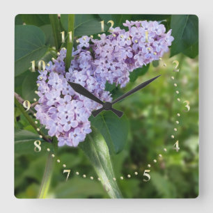 Horloge Carrée rideau lilas