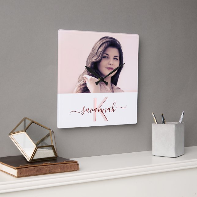 Horloge Carrée Rose or photo monogrammed moderne (Bureau)