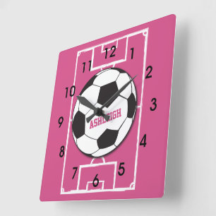 Horloge Carrée Rose personnalisé de ballon de football et de
