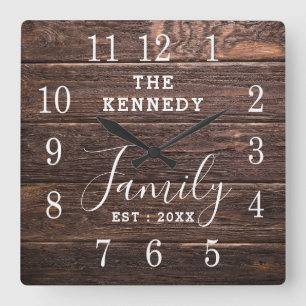 Horloge Carrée Russe Wood Country Farmhouse Nom de famille