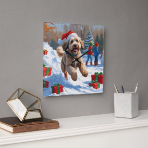Horloge Carrée Scène de neige festive de Noël Bernedoodle