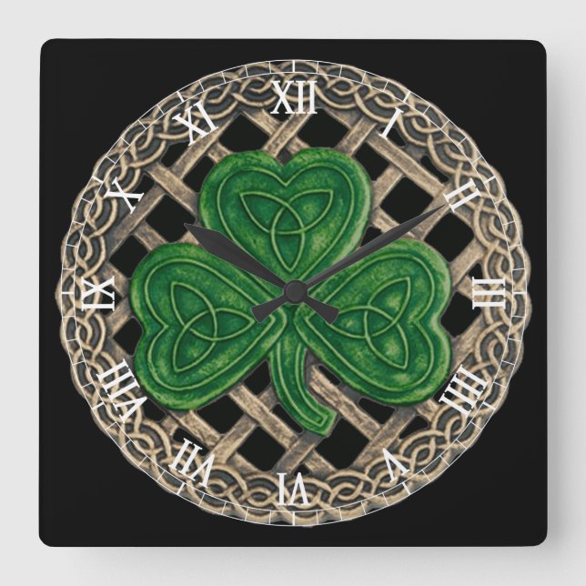 Horloge Carrée Shamrock noir & noeuds celtiques Numéros romains H (Recto)