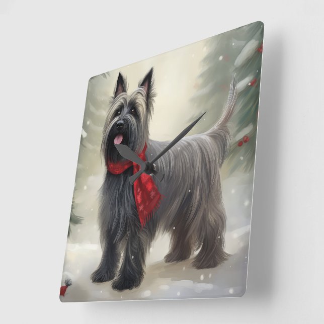 Horloge Carrée Skye Terrier Dog à Noël de neige (Angle)