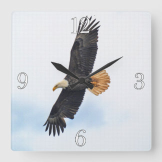 Horloge Carrée Soaring Bald Eagle Wildife Photo Art