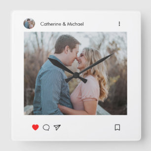 Horloge Carrée Social Media Post Style Photo et nom Couple