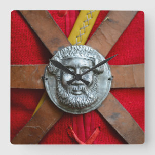 Horloge Carrée Soldat romain uniforme Jupiter dieu médaillon méta