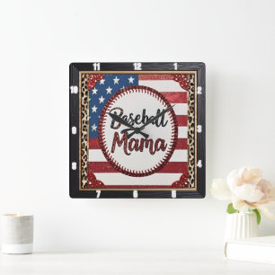 Horloge Carrée Sports patriotiques de baseball Mama