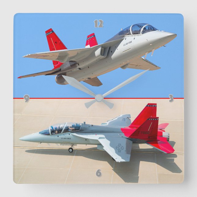 HORLOGE CARRÉE T-7A RED HAWK (Recto)