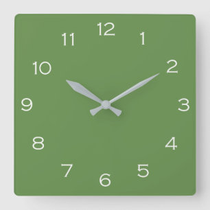Horloge Carrée White Numbers on Green Wall Clock