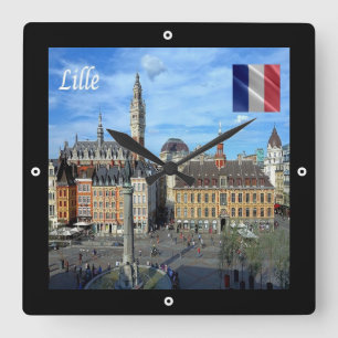 Horloge Carrée zFR136 panorama de LILLE, France, Europe,