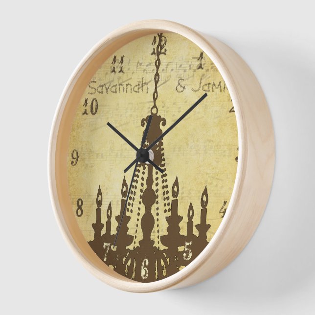 Horloge Chandelier à notes musicales personnalisées en dét (Angle)