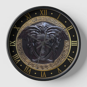 Horloge Chiffre romain clé grecque Medusa Gorgon noir