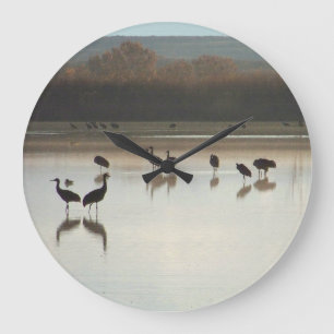 Horloge d'animaux de faune d'oiseaux de grue de