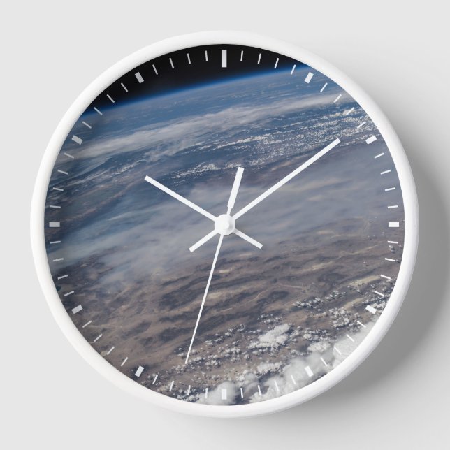 Horloge Feu Autour Du Parc National De Yosemite. (Recto)